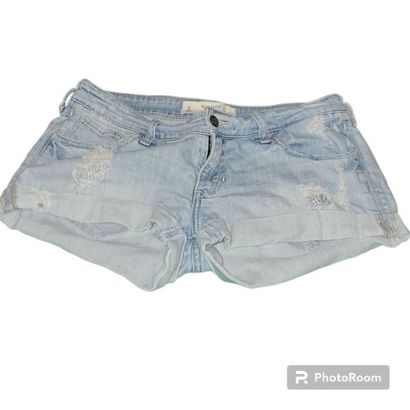 Gilly Hicks Denim Shorts Size 2 - Picture 1 of 4